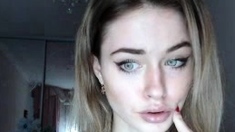 Horny Webcam Babe Solo Masturbation