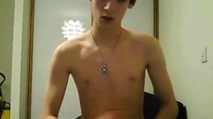 Smooth Twink Webcam Masturbation